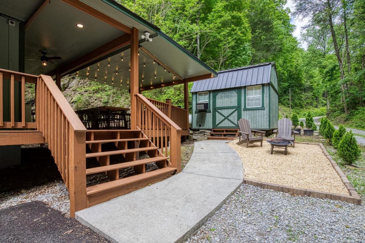 Great Location - Hot Tub - Dog Friendly Villa Sevierville Kültér fotó